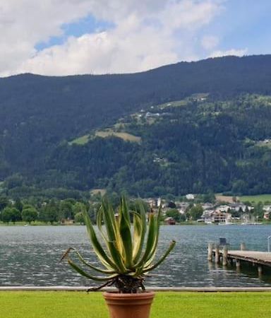 Seewohnung Mit Direktem Seezugang-Skiliftnaehe Villach Eksteriør bilde